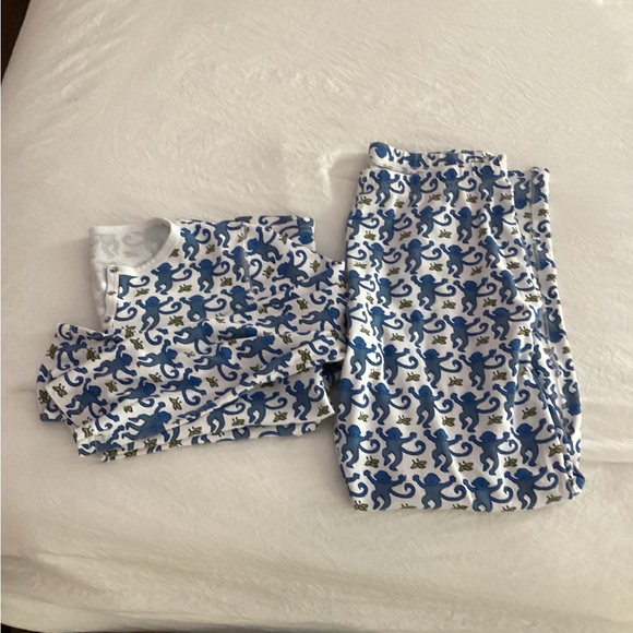 Roller rabbit pjs - Picture 1 of 3